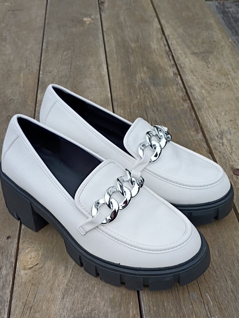 Torrid Chunky White PU Loafers Extra Wide Size 9 WW